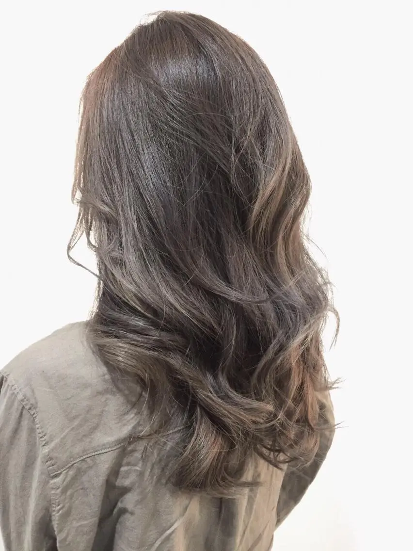 ミディアム カラー ヘアアレンジ 外国人風カラー ハイトーンブリーチ 土坂 由志【京都】のヘアスタイル