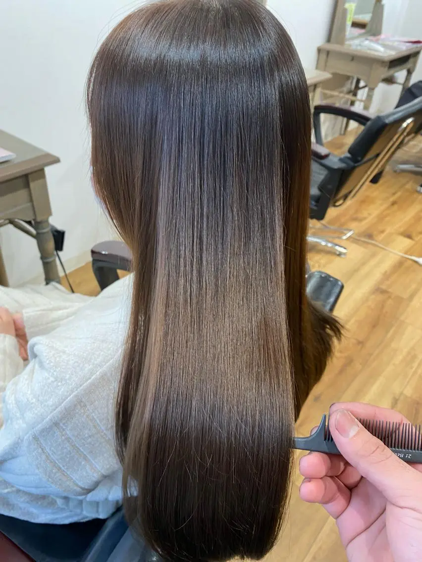 ロング カラー ヘアアレンジ マツエク・マツパ アディクシーカラー ブリーチ 透明感カラー エドルカラー ハイライトカラー 夜23時まで予約🉑 reverieあきらのヘアスタイル