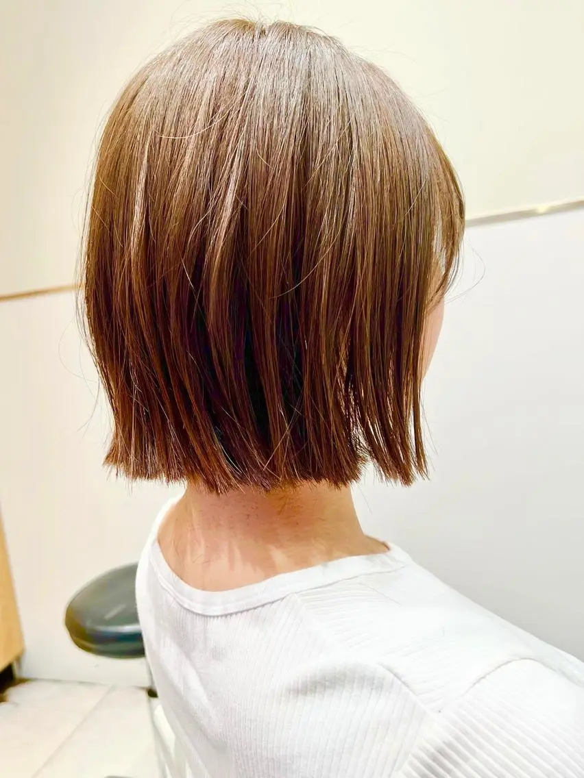 ショート カラー グレージュ ボブ カット ヘアカラー トリートメント レイヤー専門家 ダブルカラー修のヘアスタイル