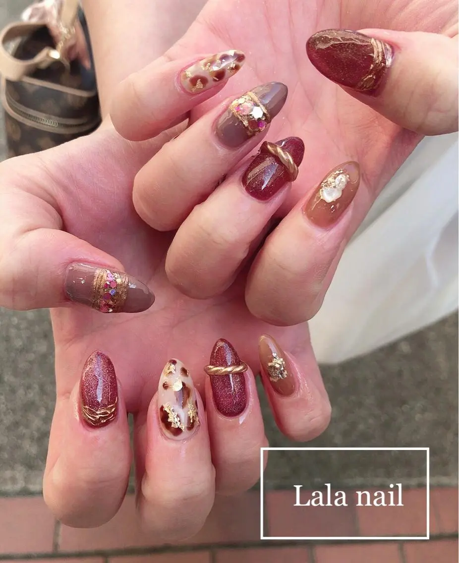 ネイル ボルドー ニュアンスネイル Lala nailのネイルデザイン