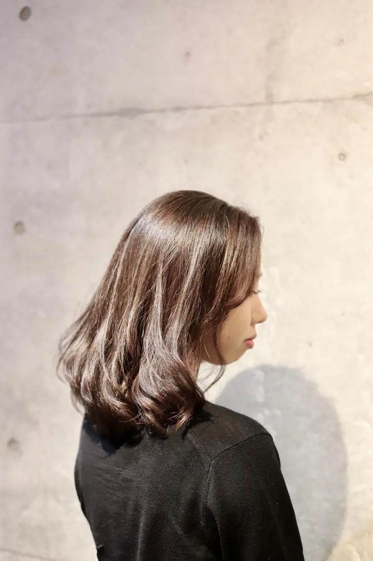 ミディアム カラー アッシュ アドミラルYoshi oのヘアスタイル