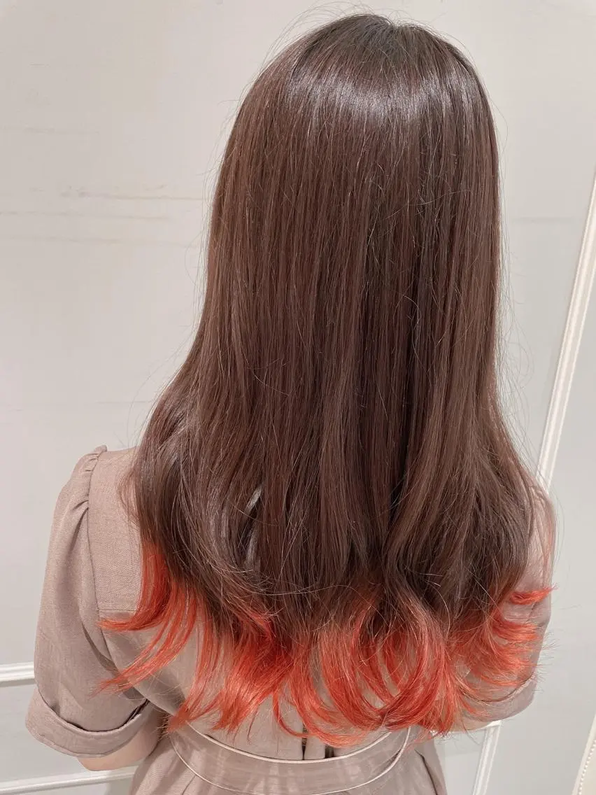 ロング カラー オレンジ カット ヘアカラー トリートメント 🦖鶴岡 香純🦖のヘアスタイル