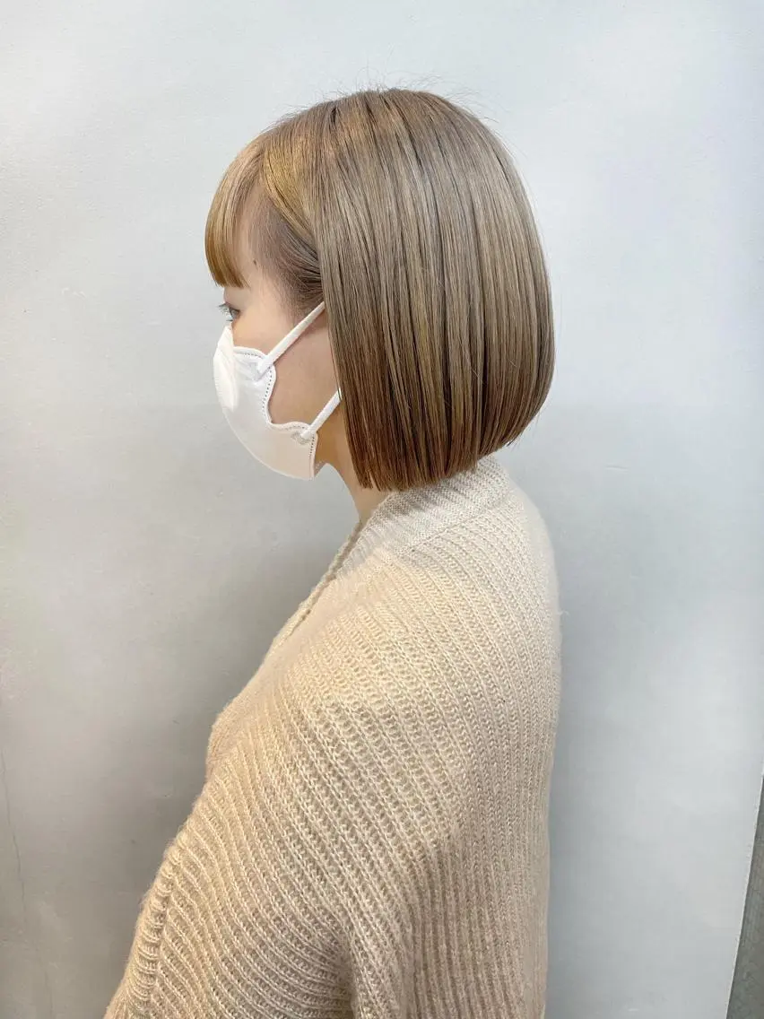 ショート カラー ベージュカラー ミルクティーベージュ 女性リピ90%🍨 🩷佐藤みずきのヘアスタイル