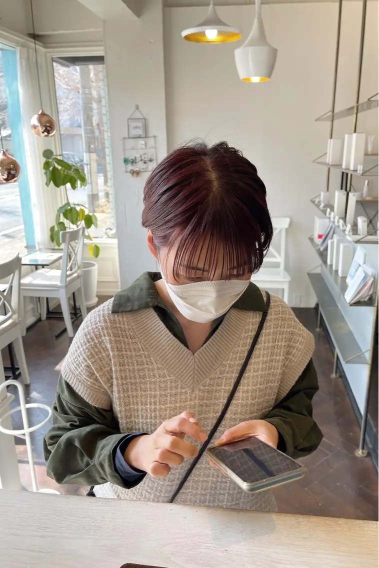 ショート カラー ベージュカラー ピンクカラー ピンクベージュ ショートヘア kyon.hair 韓国カットカラーのヘアスタイル