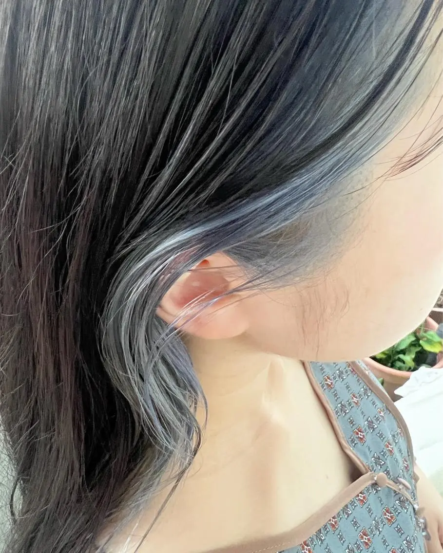 ロング 渡辺 リオのヘアスタイル