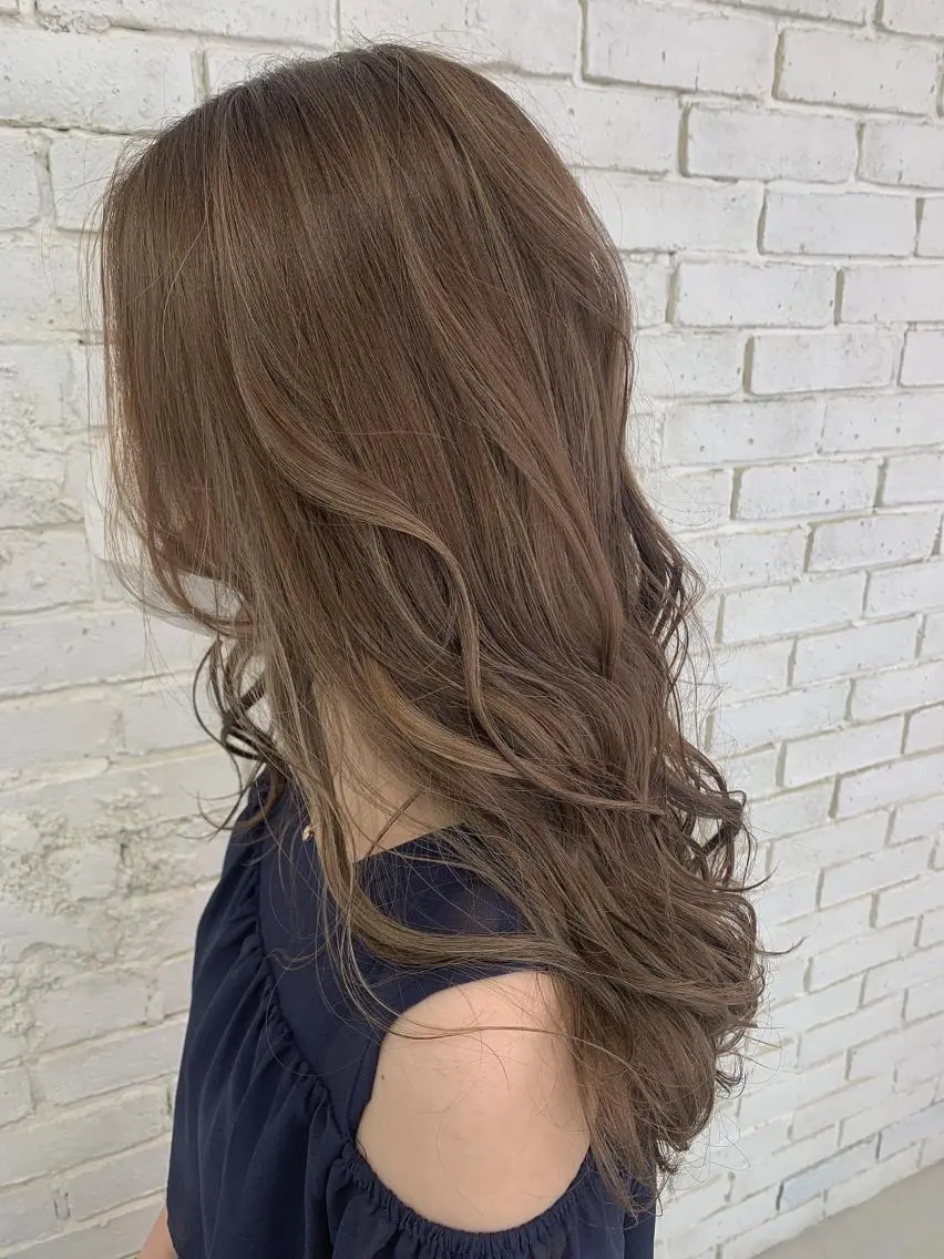 ロング カラー ヘアアレンジ メンズ キッズ ネイル マツエク・マツパ メンズハイライト ハイライトカラー ハイライト レイヤーカット カット 縮毛矯正 トリートメント nameless髪質 改善ブリーチ心斎橋のヘアスタイル