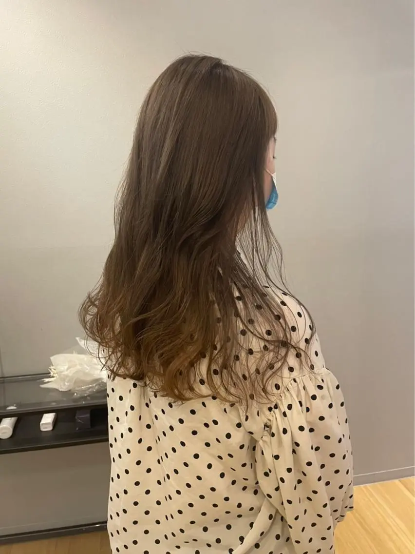 セミロング カラー ベージュカラー カット 縮毛矯正 トリートメント Tamagawa Sakiのヘアスタイル