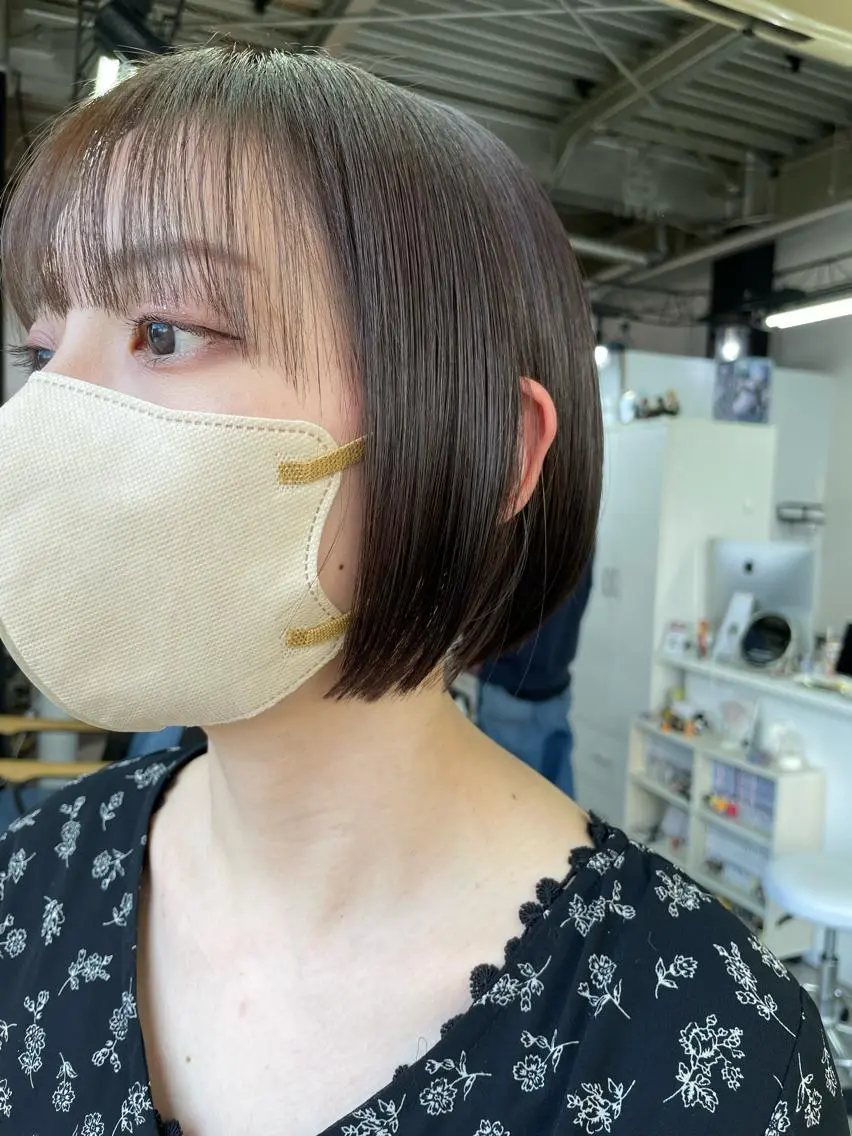 カラー オノ アカネのヘアスタイル