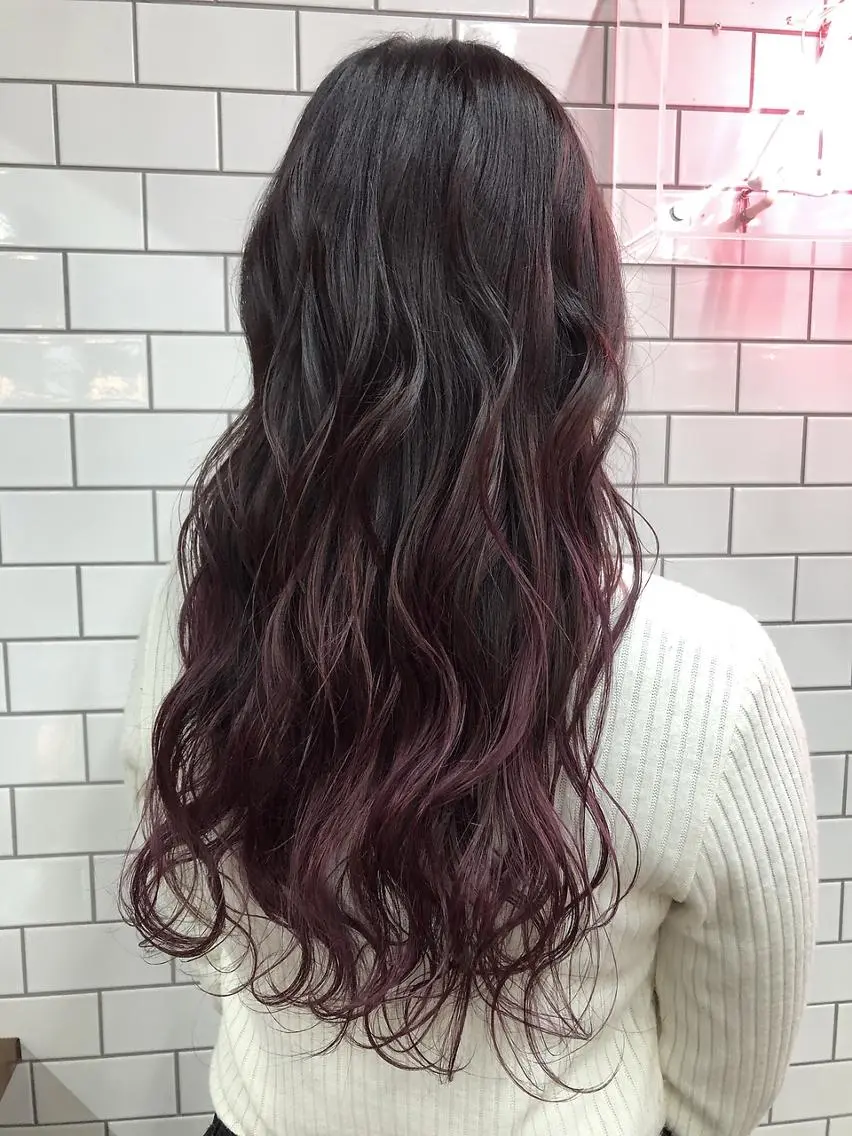 ロング カラー グラデーションカラー ピンクカラー バイオレットカラー ANGELICA 天理店のヘアスタイル