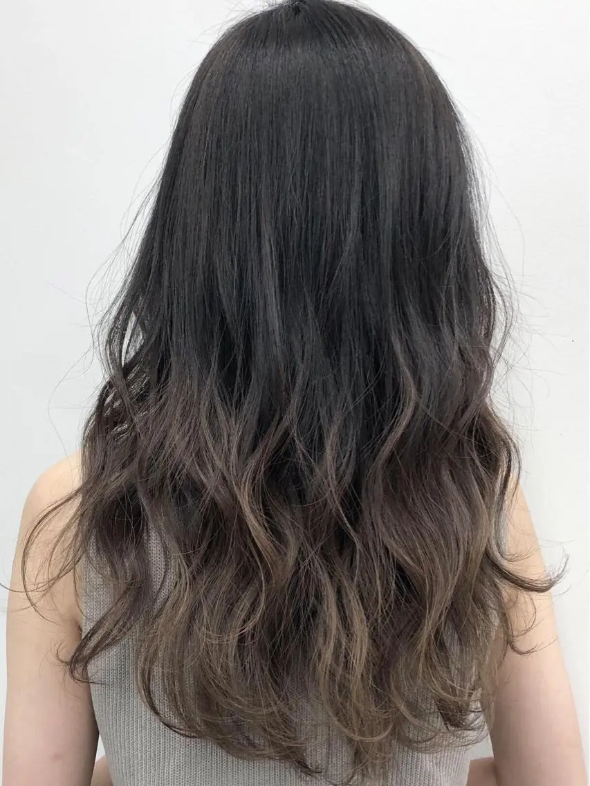 ロング カラー ヘアアレンジ 【公式】amble luxe池袋東口🩷のヘアスタイル