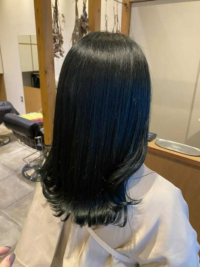 セミロング カラー カット ヘアカラー トリートメント ENIF ヤマグチアツコのヘアスタイル