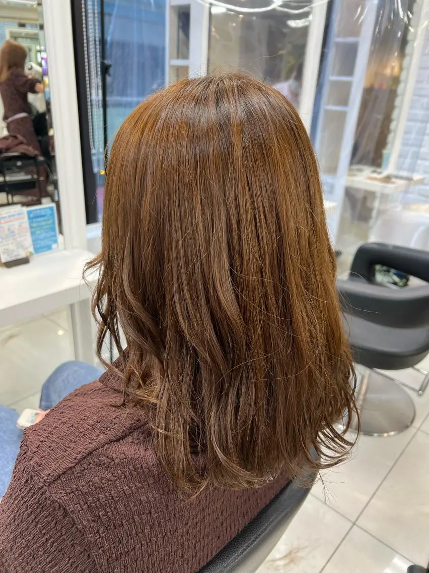 ミディアム カラー ベージュカラー ブリーチ ブリーチなしカラー カット ヘアカラー 【暖色カラー特化】 中山由梨のヘアスタイル