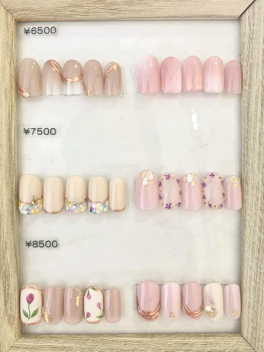 ネイル アートネイル 林 志帆子【en2号店】のマツエク・マツパデザイン