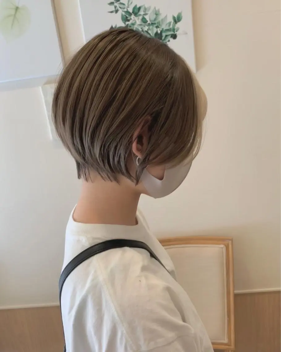 ショート カラー 透明感カラー ショートヘア カット ヘアカラー トリートメント 韓国レイヤー×艶髪 ハイトーンRyukiのヘアスタイル