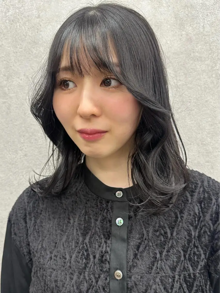 ミディアム カラー くびれヘア 韓国風ヘア 遠藤沙也加 /レイヤーカットのヘアスタイル