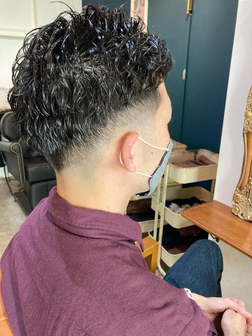ショート カット パーマ メンズ特化 TAKUYAのヘアスタイル
