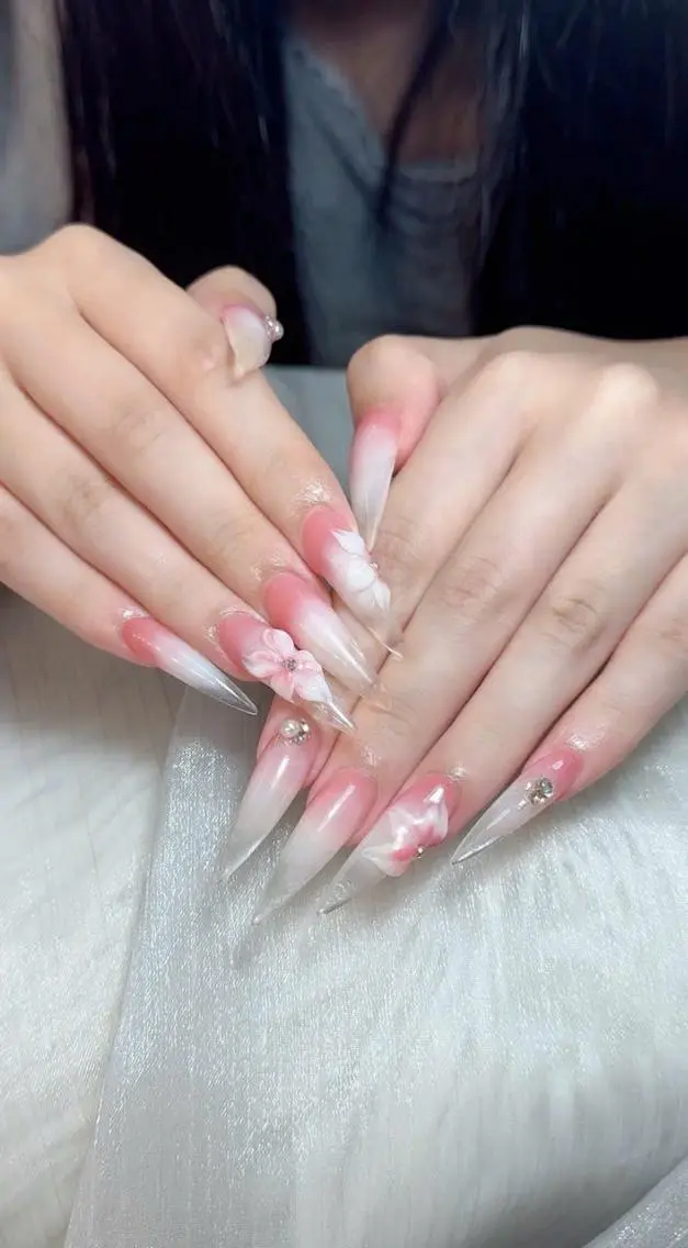 ネイル ハンドネイル YMT nailsのネイルデザイン