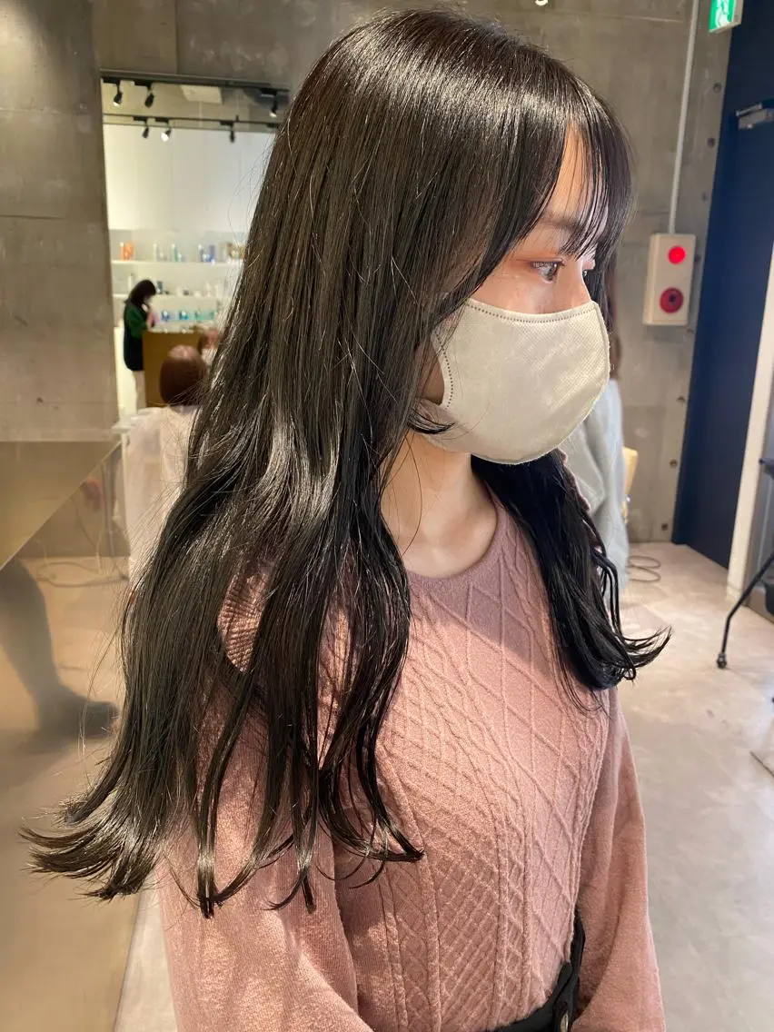ロング カラー グレージュ mina🪐立川駅/ 無料ショートカットのヘアスタイル