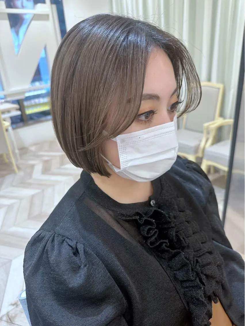 ショート カット トリートメント 小顔レイヤー/ ベージュ🤍Rieのヘアスタイル