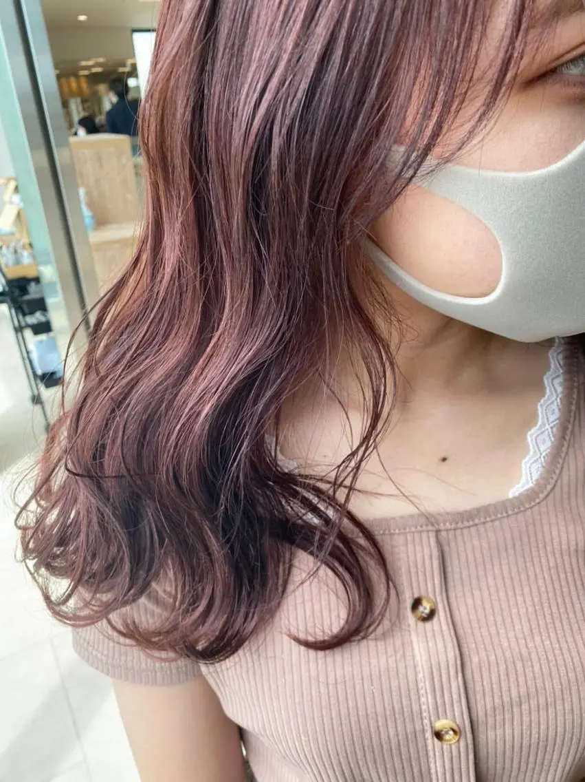 セミロング カラー 暖色/ブリーチカラー 🎀 M i k uのヘアスタイル