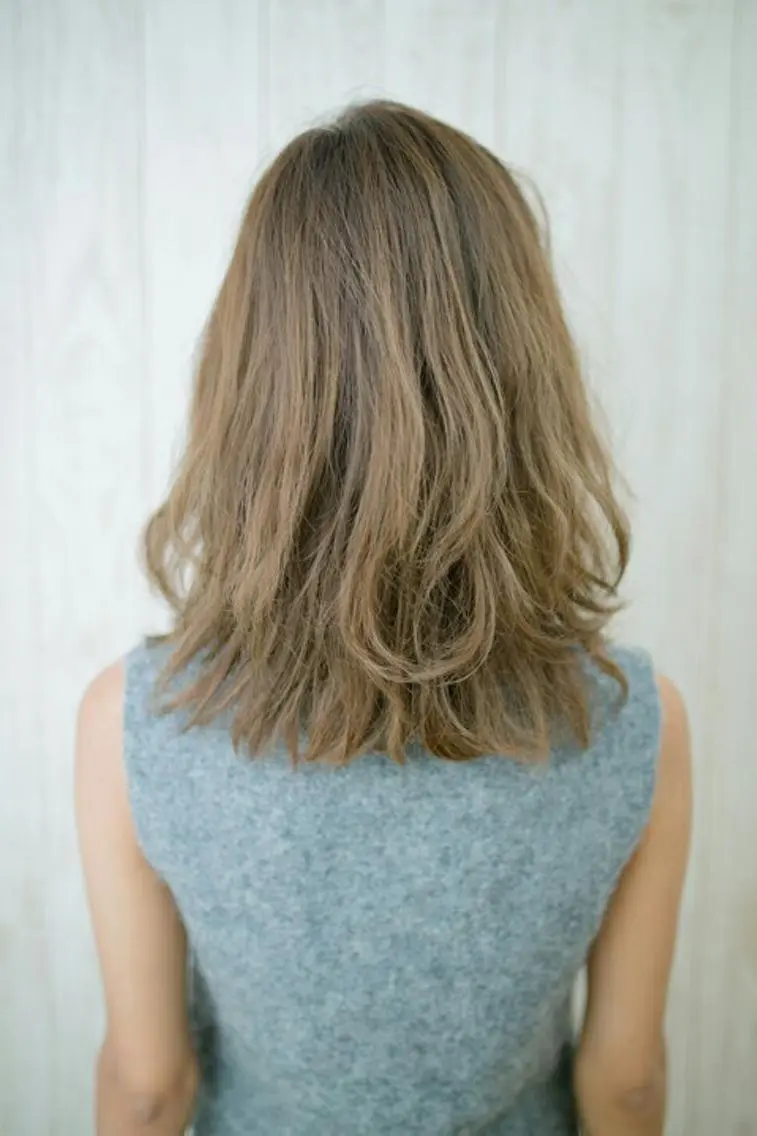ミディアム パーマ カラー 一戸 陽太のヘアスタイル
