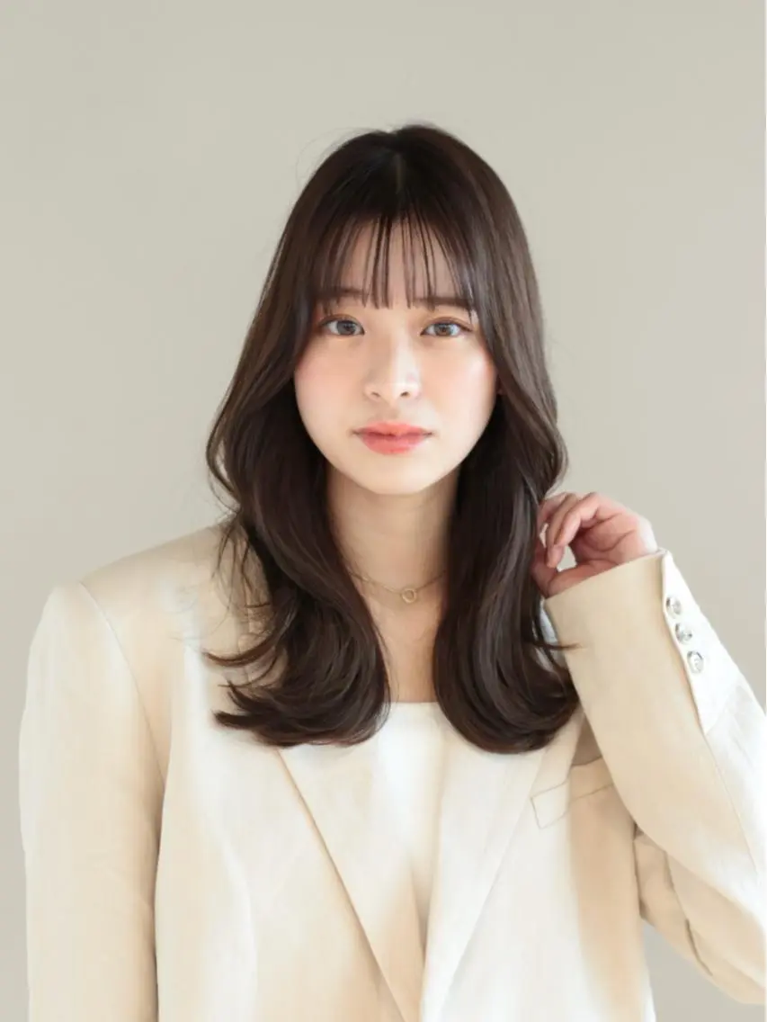 ロング カラー ヘアカラー トリートメント 佐藤 悠衣/透明感 カラー/似合わせ前髪のヘアスタイル