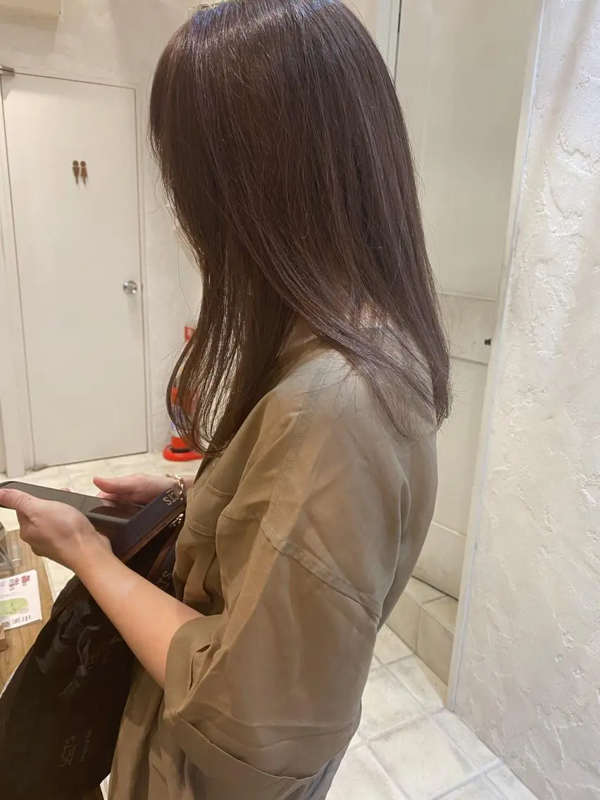 ロング カラー ベージュカラー グレージュ ラベンダーカラー ラベンダーグレージュ ラベンダーベージュ 🌟アレンジが似合う カラー🌟Rumiのヘアスタイル