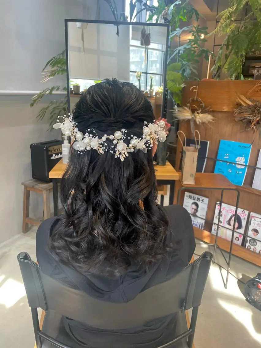セミロング Loma ミレイのヘアスタイル