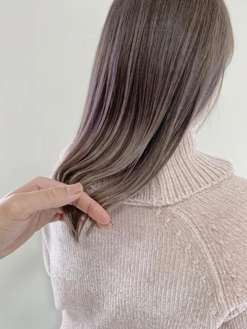 セミロング カラー ブリーチ 透明感カラー 新井 広之のヘアスタイル