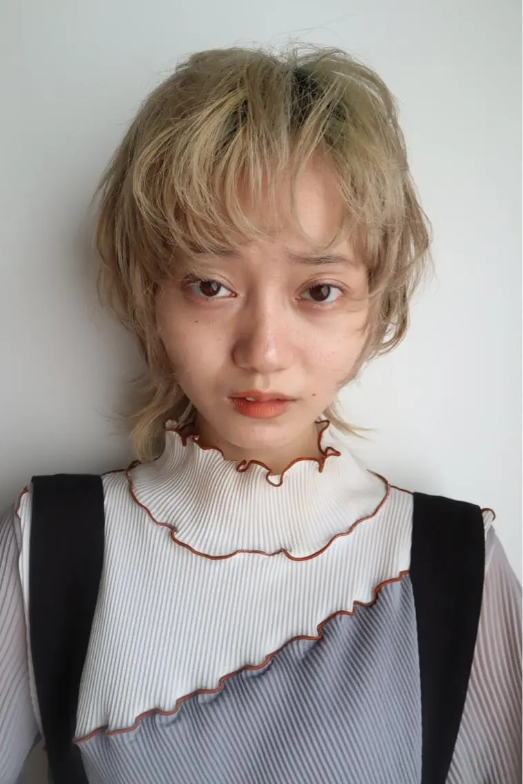 ショート カラー パーマ ヘアアレンジ メンズ キッズ ネイル マツエク・マツパ アイブロウ ウルフレイヤーカット /チヒロのヘアスタイル