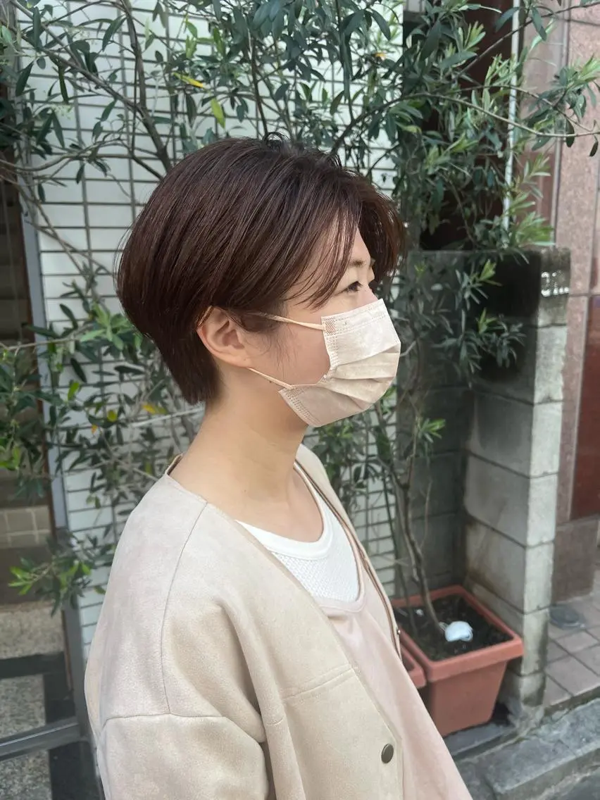 ショート カット ヘアカラー ヘッドスパ 秋山 聡子のヘアスタイル