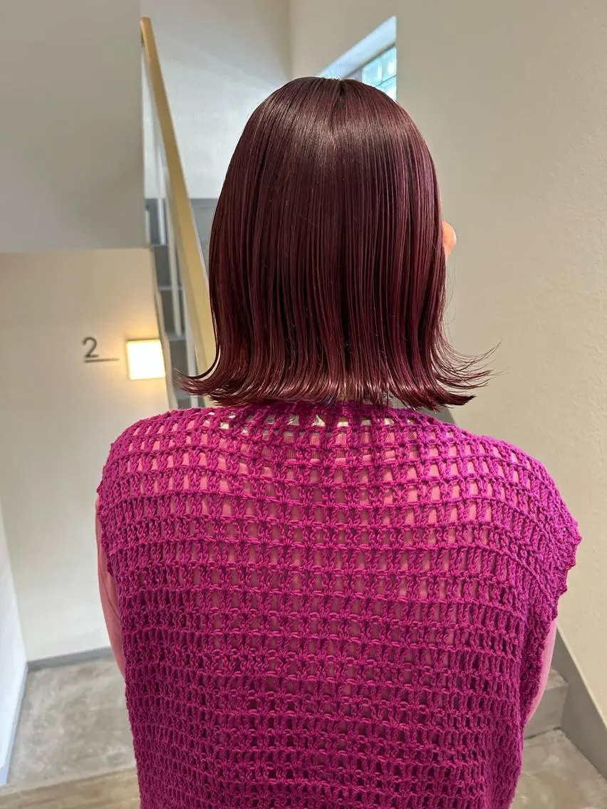 ミディアム カラー 薄暮 マツイ　レンのヘアスタイル