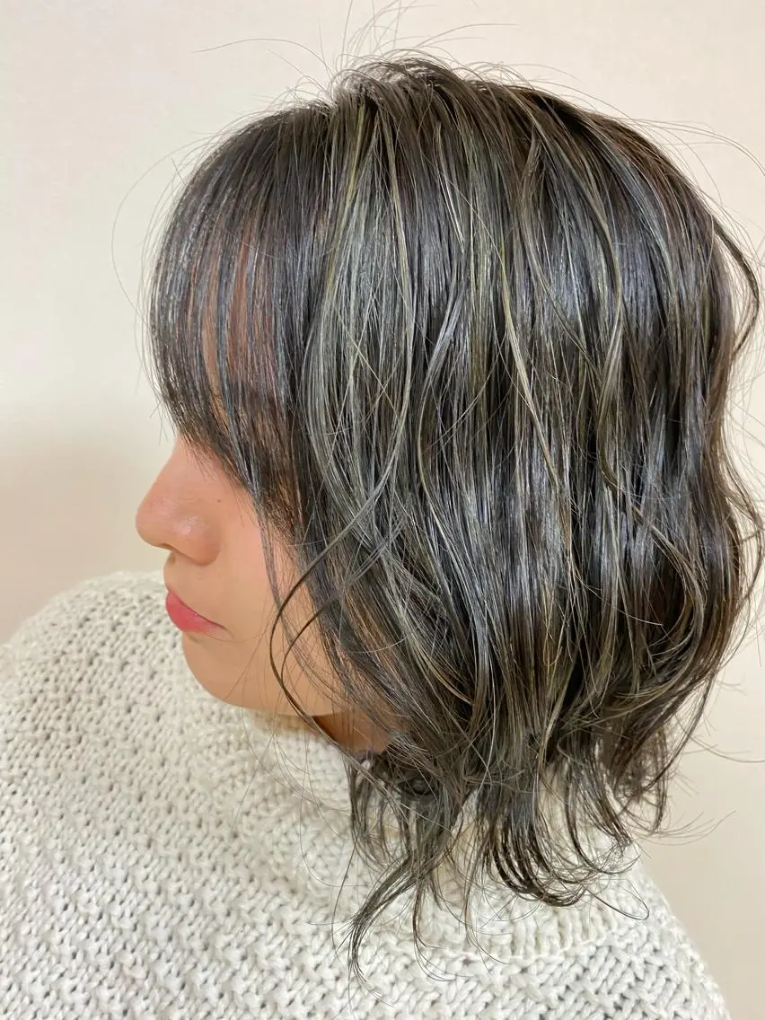 ミディアム カラー ハイライトカラー ハイライト ブリーチ指名No.1 Daikiのヘアスタイル