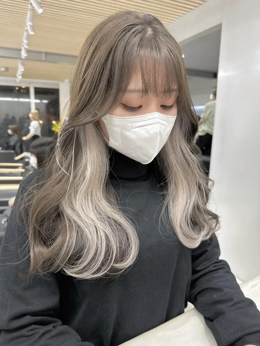 ロング 爆美女製造機 レイヤーのプロのヘアスタイル