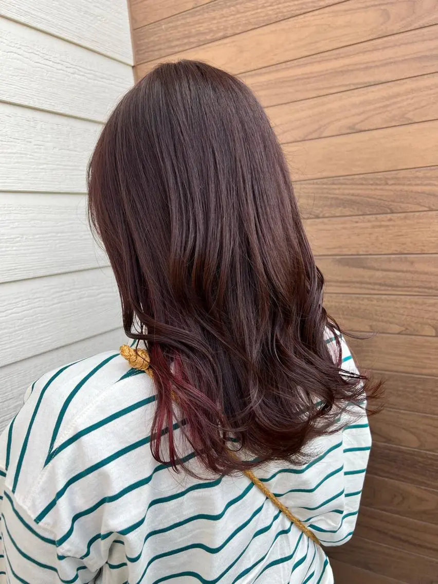 セミロング ayumi ／透明感カラーのヘアスタイル
