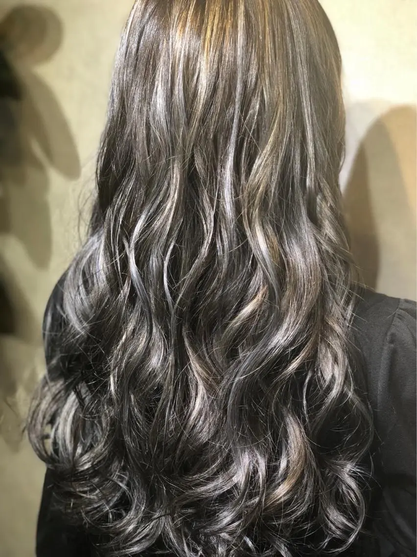 ロング ヘアカラー トリートメント 西村 雄二/エクステのヘアスタイル