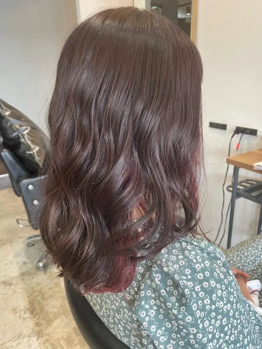 ロング 《nico》 髙橋秋花🖤🧡のヘアスタイル