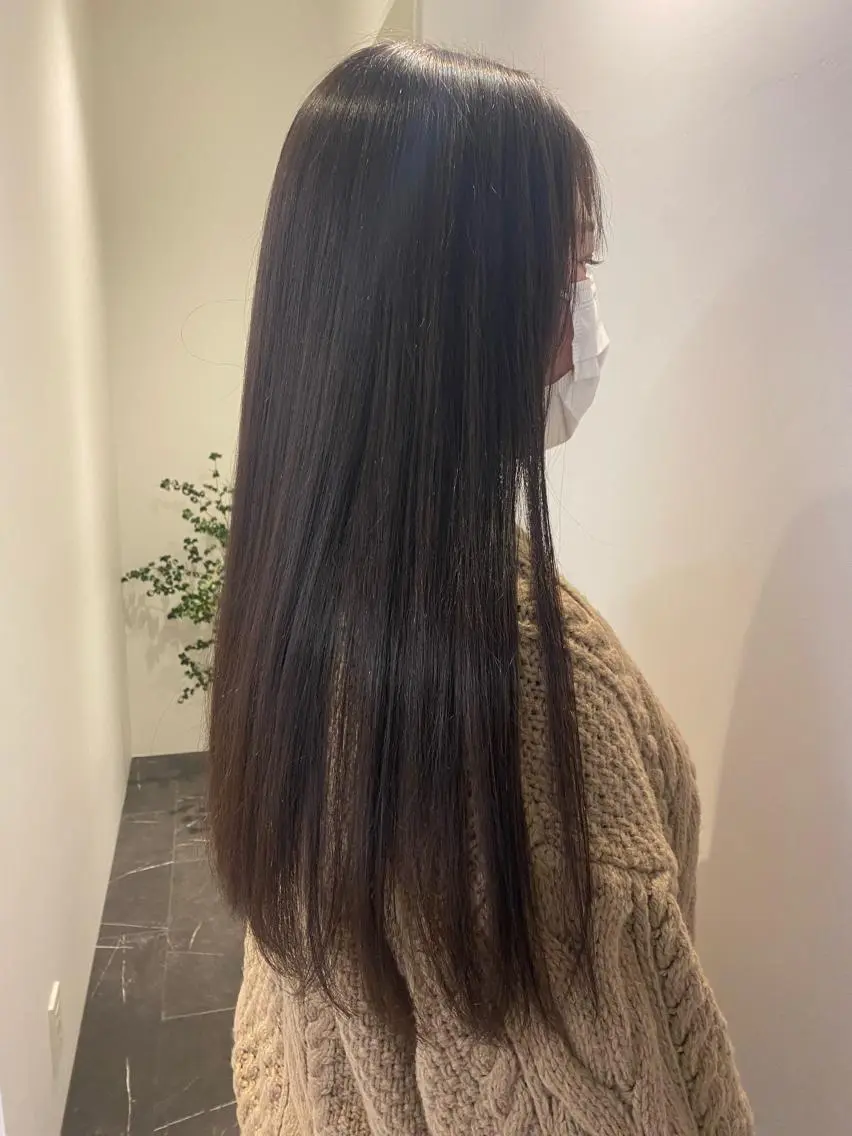 ロング FILMS/sari /似合わせカットのヘアスタイル