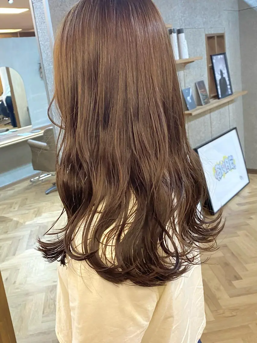 ロング カラー ロング カット ヘアカラー トリートメント ハル🌸柔色/ ブリーチなし/艶髪のヘアスタイル