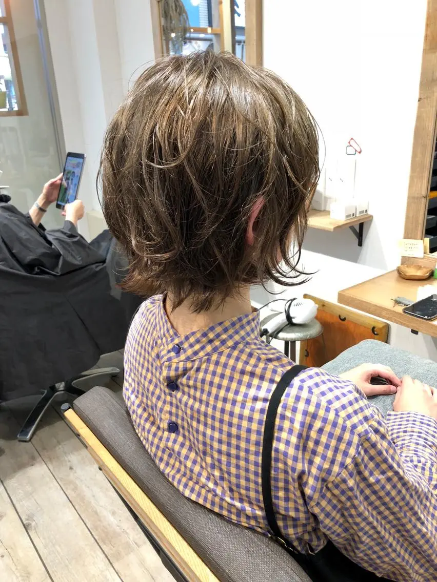 ショート カラー ヘアアレンジ 新宿/顔周りカット +レイヤー=しずく♩のヘアスタイル