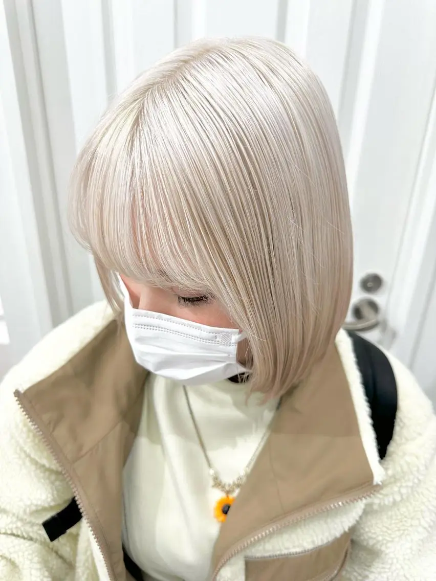 ショート カラー ヘアカラー トリートメント kai .のヘアスタイル