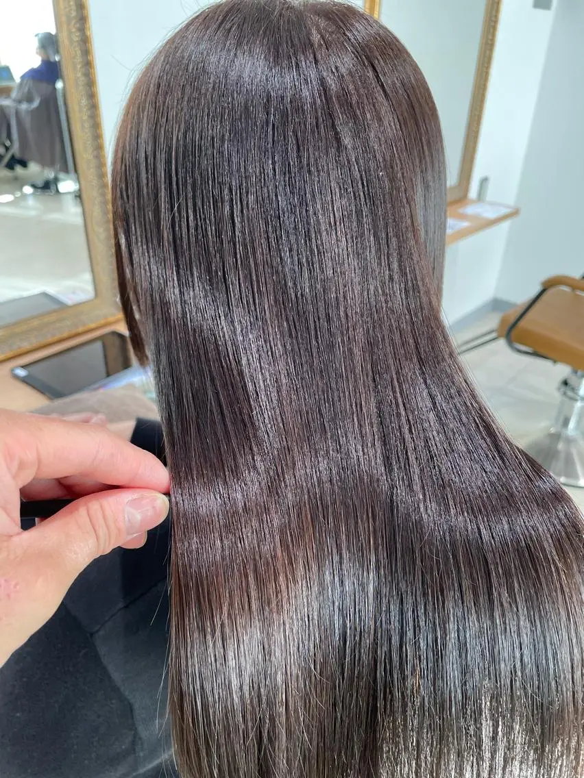 ロング カラー アクアカラー ブリーチ ケアカラー 髪質改善 縮毛矯正 過去一の柔髪ヘア 🌿einshairのヘアスタイル
