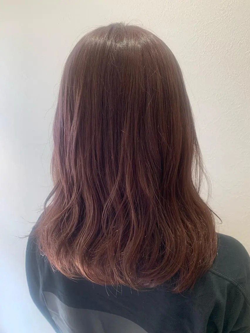 ミディアム カラー ブリーチ 透明感カラー ラベンダーカラー カット ヘアカラー トリートメント hubhair レイヤー/透明感のヘアスタイル