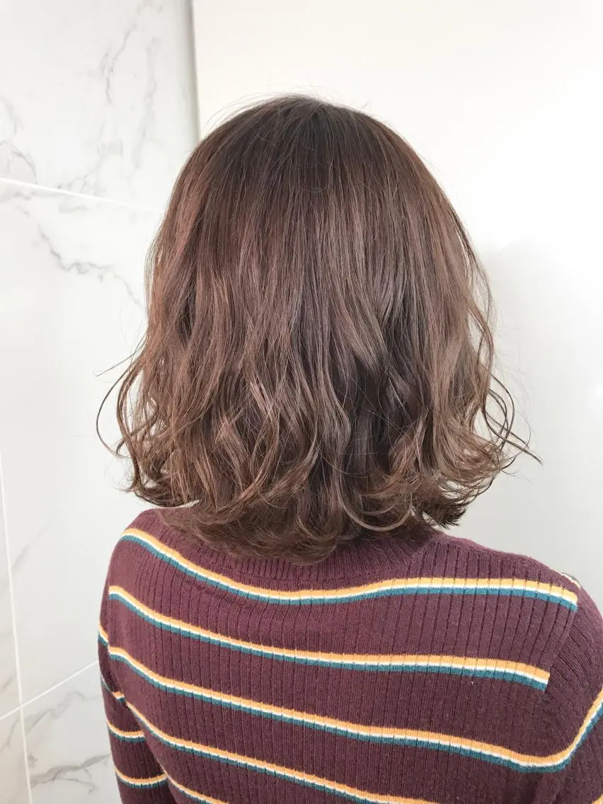 ミディアム カラー ヘアアレンジ アッシュ ラベンダーカラー ラベンダーアッシュ カット ヘッドスパ 今井 由佳のヘアスタイル