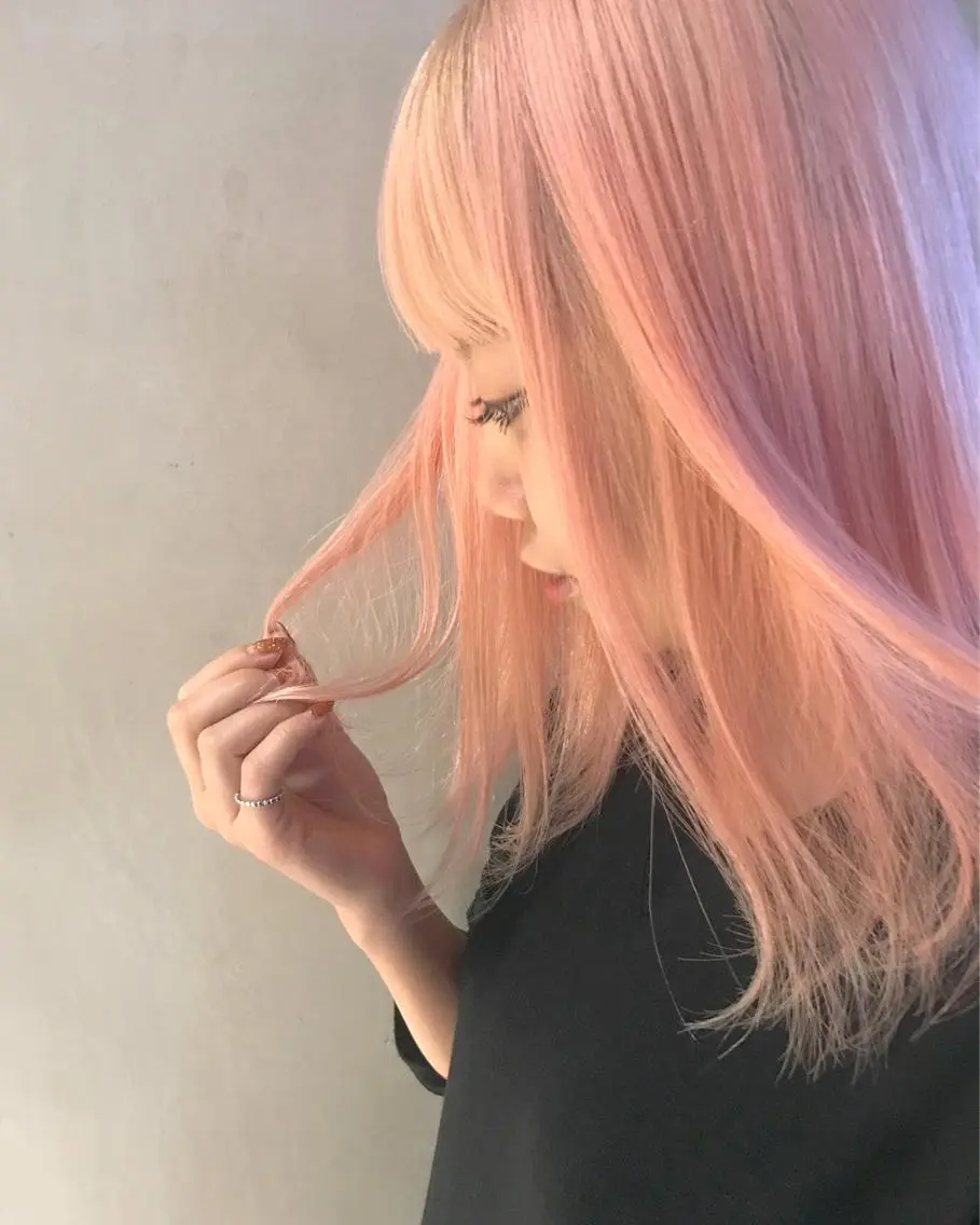 カラー 下田 来美のヘアスタイル
