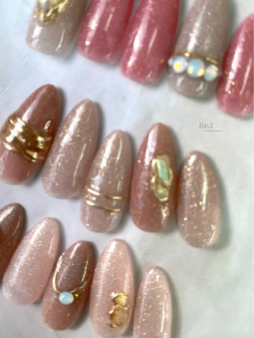 ネイル キラキラネイル モチの良さ◉ フィルインネイル♡のネイルデザイン