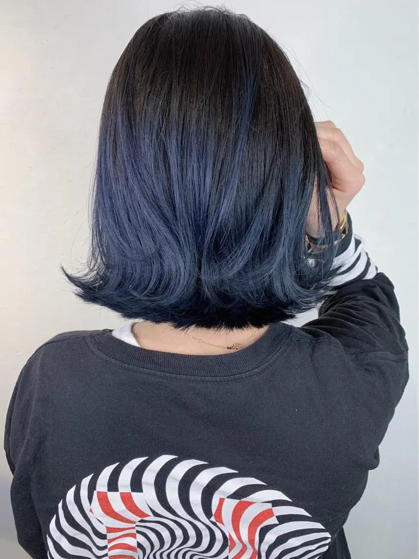 ショート カラー _WHITE＋ 南海難波店のヘアスタイル