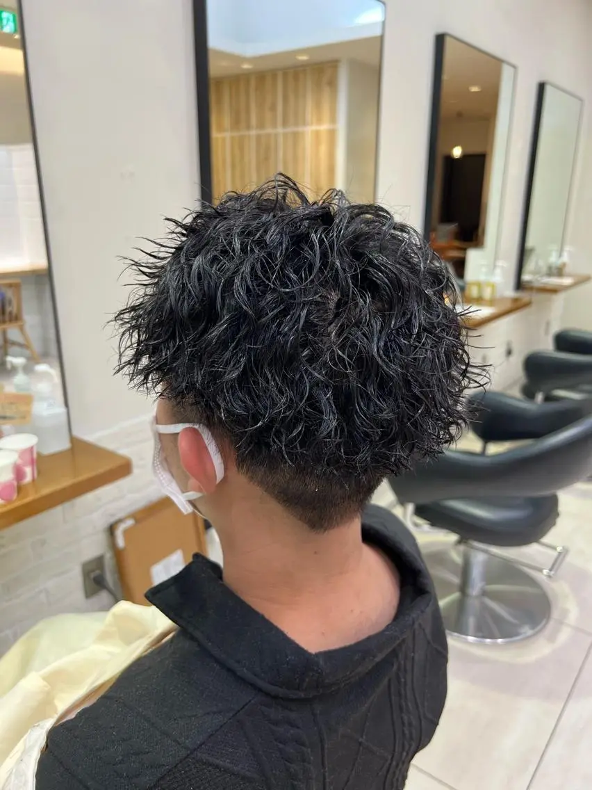 ショート 🇺🇸サーフカール 🇺🇸ケンシロウのヘアスタイル