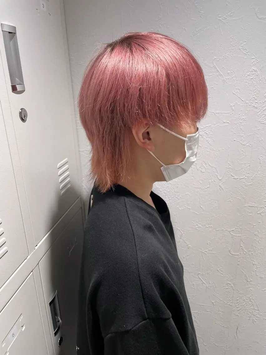 ショート カラー パーマ ヘアアレンジ メンズ キッズ ネイル マツエク・マツパ メンズハイトーン ベージュカラー ハイトーンカラー ピンクカラー ピンクベージュ ヘアカラー トリートメント ヘッドスパ ヘアセット スパイキー/フェザー /波巻き/かいとのヘアスタイル
