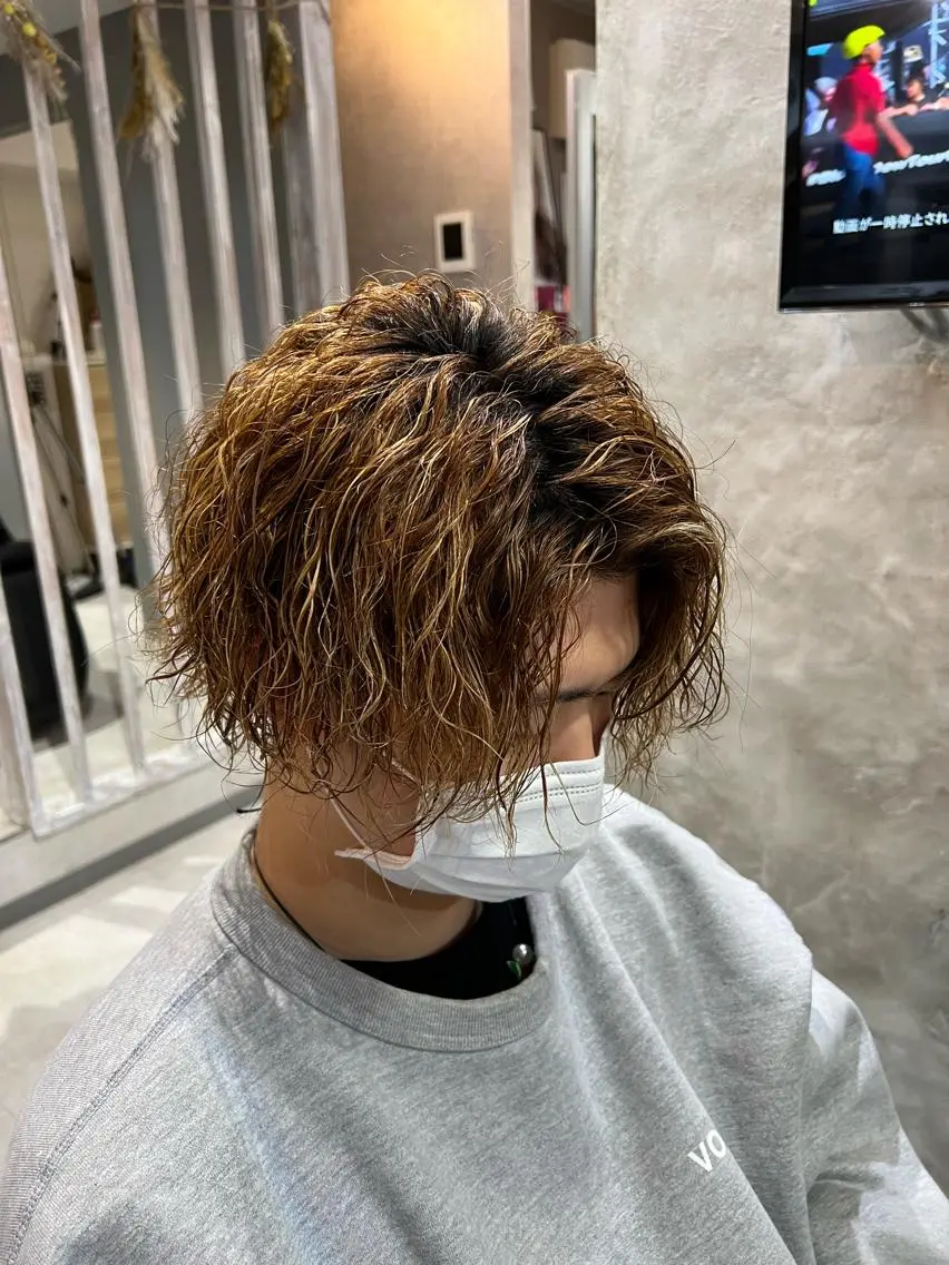 ショート パーマ メンズ パーマ特化美容師 佐藤壮流のヘアスタイル